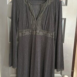 Arden B Long Sleeve Dress- L